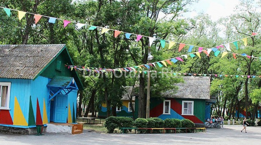 Оздоровительный детский лагерь Золотая Коса, Ростовская область фото