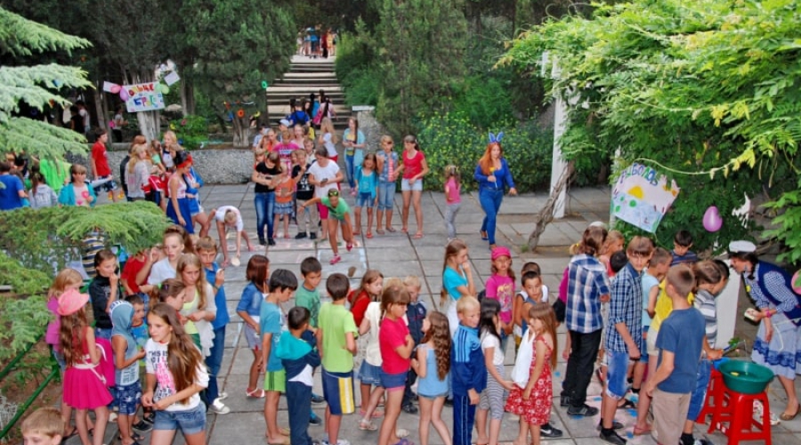 Лагерь Чайка в Крыму для детей 7 лет